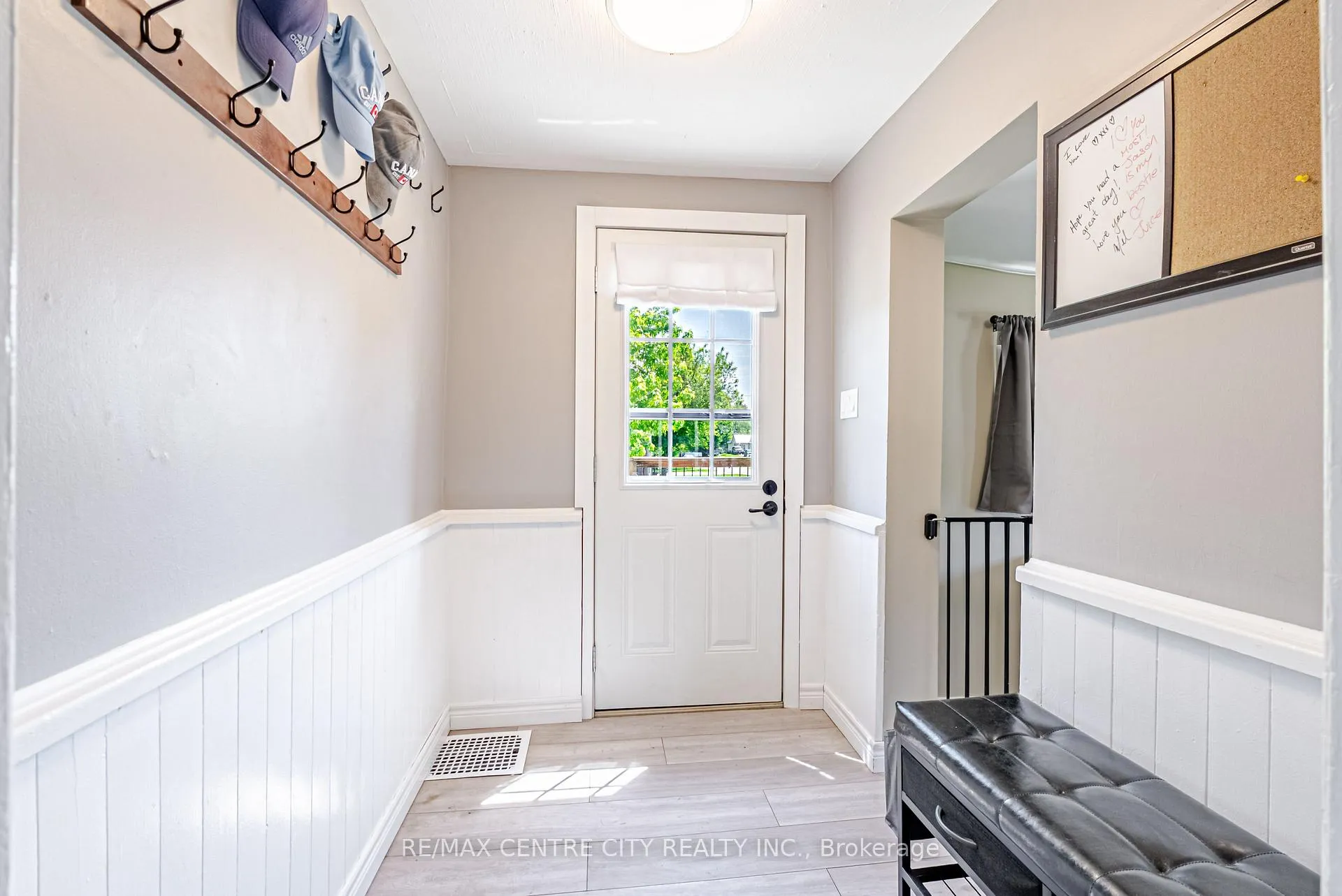 Photo 11 of 11812 Superior Street, Malahide, Springfield — HOMEH