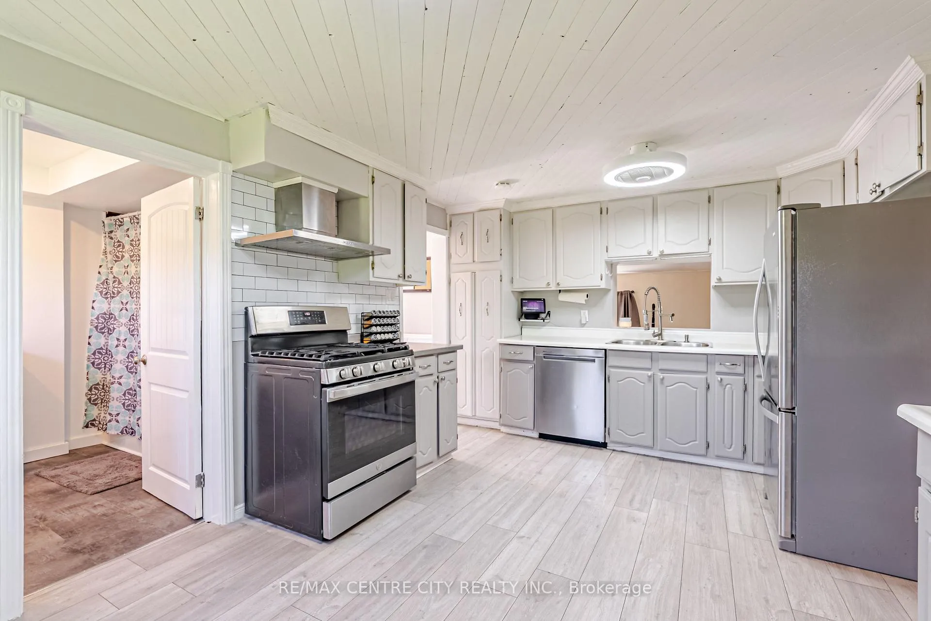 Photo 18 of 11812 Superior Street, Malahide, Springfield — HOMEH