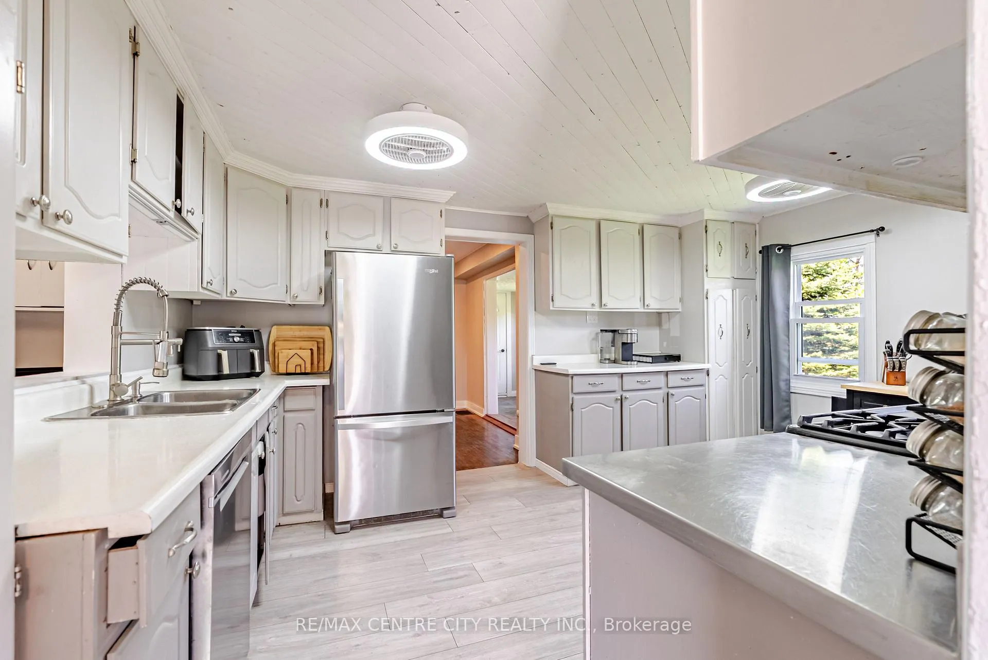 Photo 19 of 11812 Superior Street, Malahide, Springfield — HOMEH