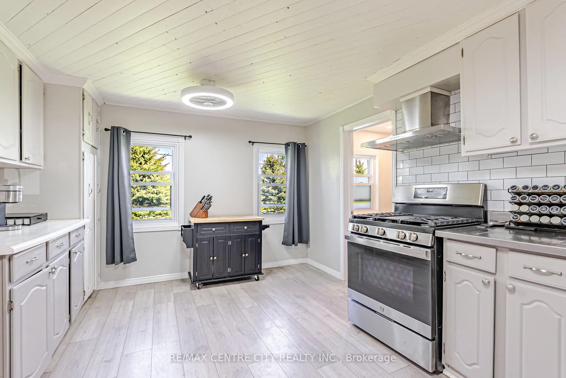 Photo 20 of 11812 Superior Street, Malahide, Springfield — HOMEH