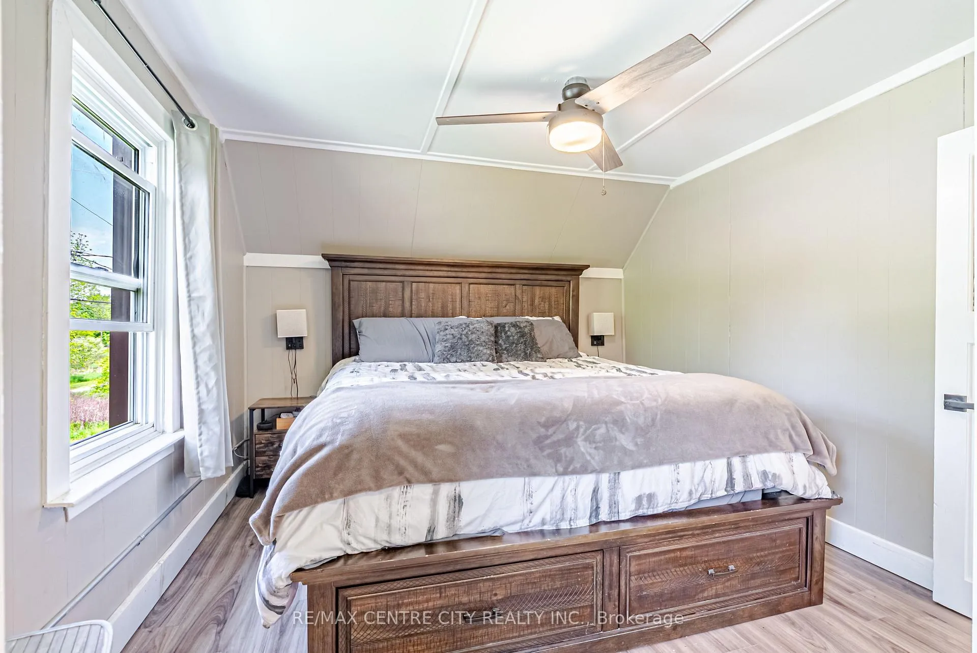 Photo 34 of 11812 Superior Street, Malahide, Springfield — HOMEH