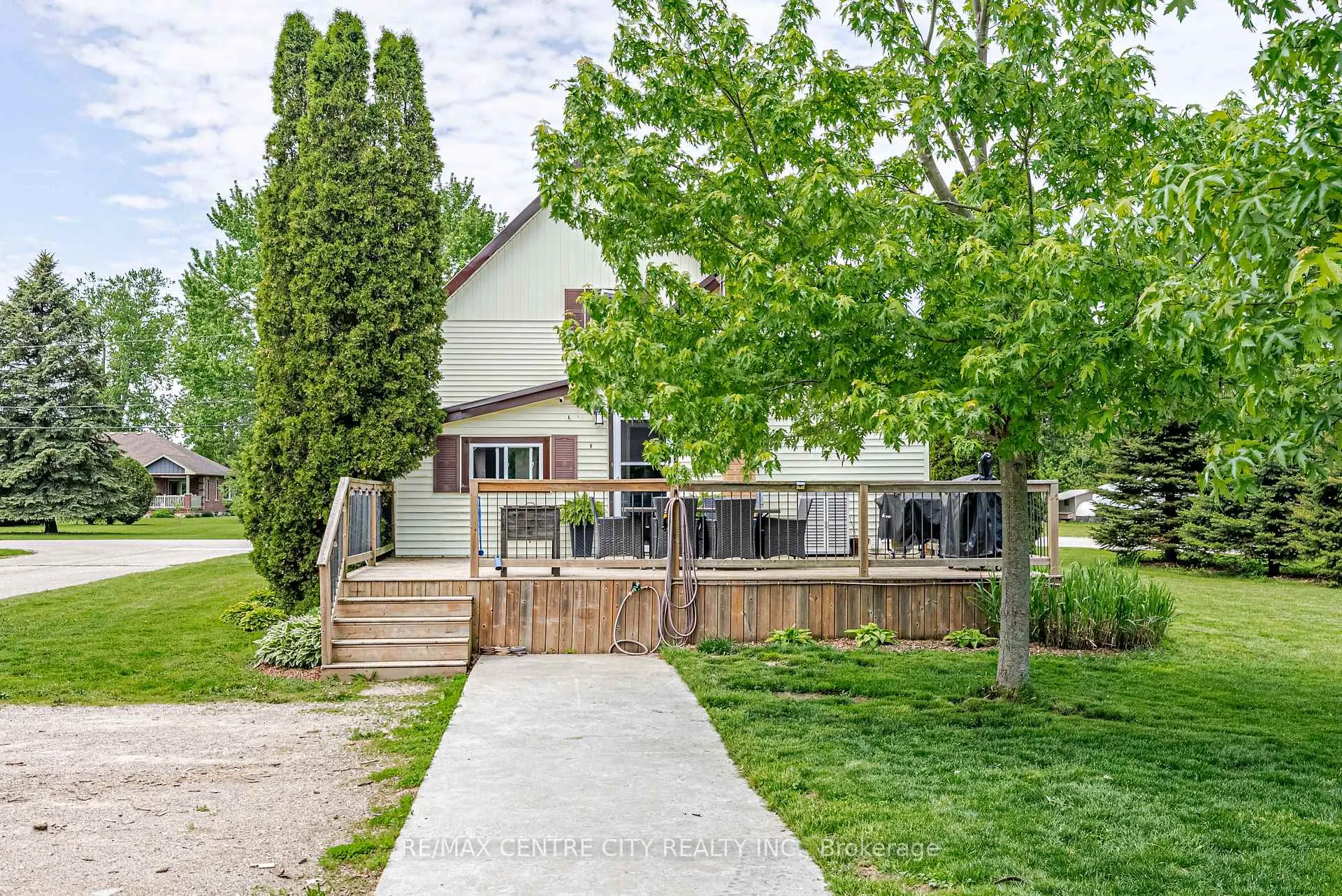 Photo 41 of 11812 Superior Street, Malahide, Springfield — HOMEH