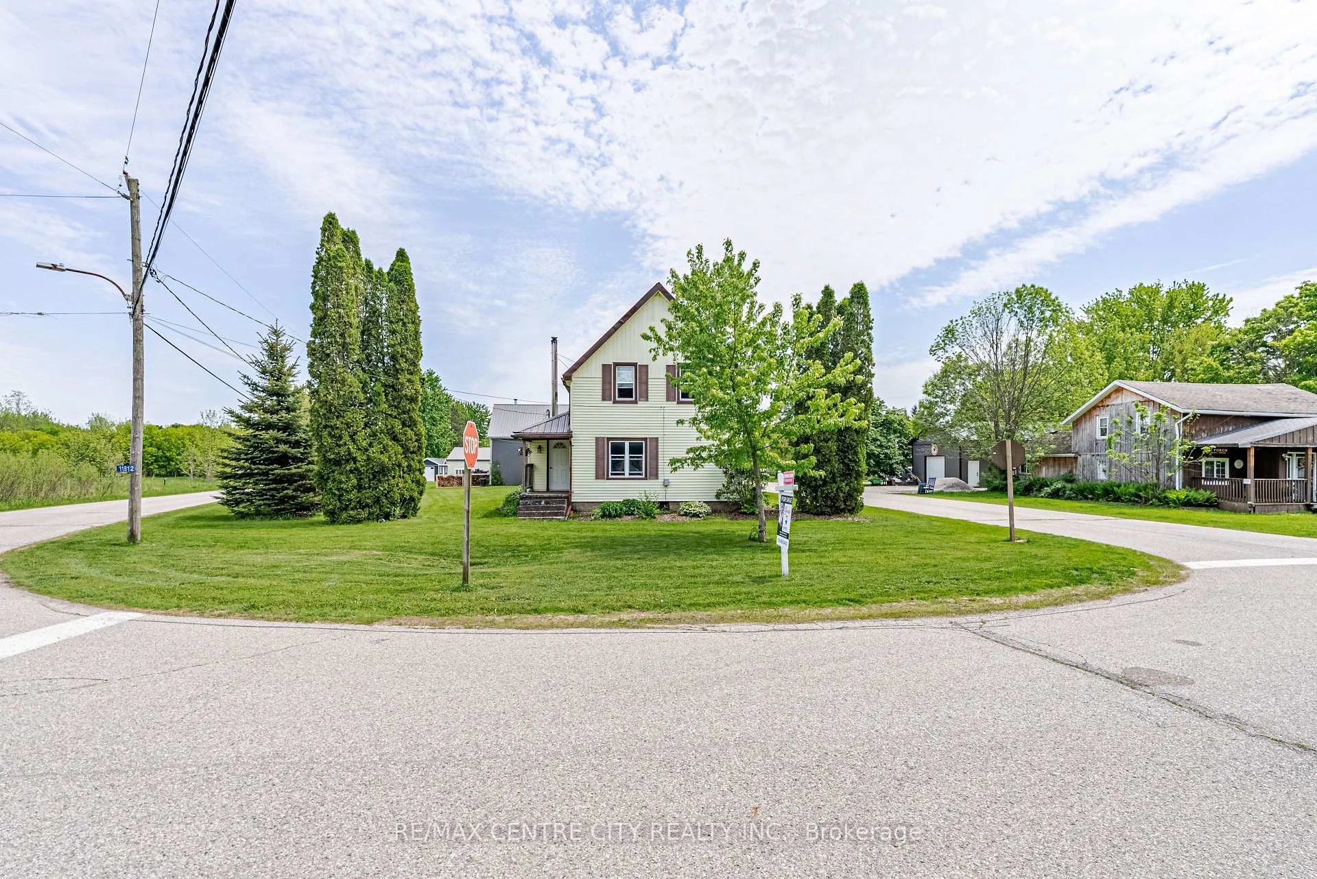 Photo 9 of 11812 Superior Street, Malahide, Springfield — HOMEH