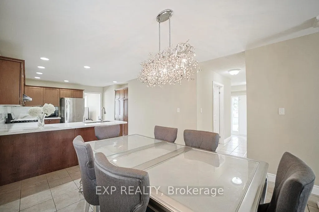 Photo 16 of 2 Carlson Place, Clarington, Bowmanville — HOMEH