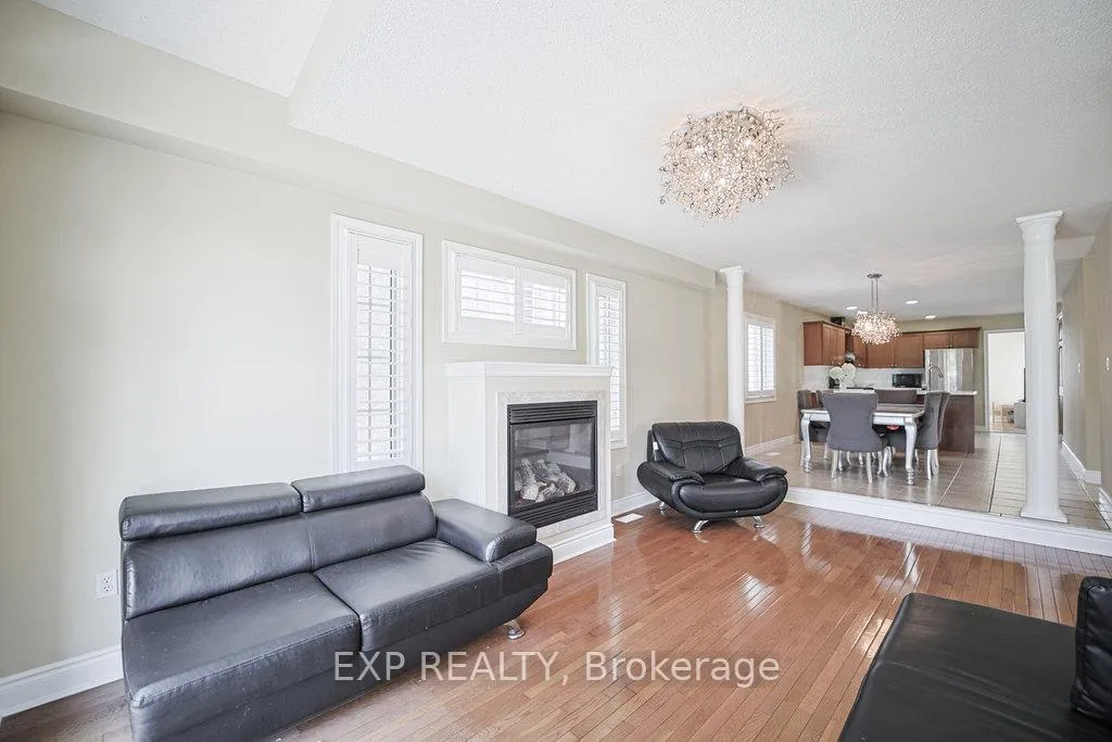 Photo 21 of 2 Carlson Place, Clarington, Bowmanville — HOMEH