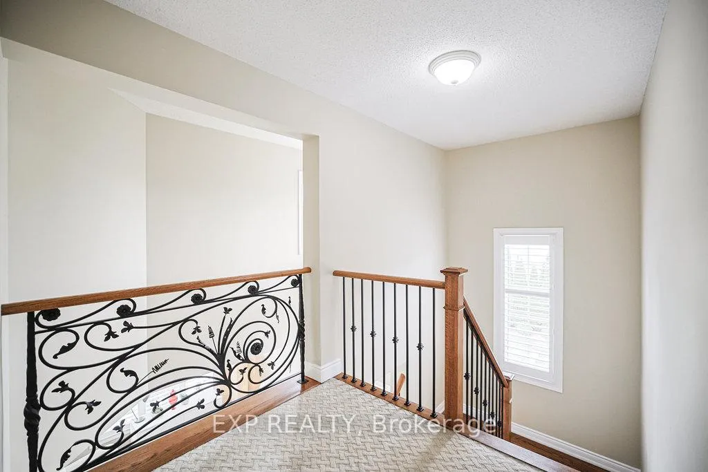 Photo 23 of 2 Carlson Place, Clarington, Bowmanville — HOMEH