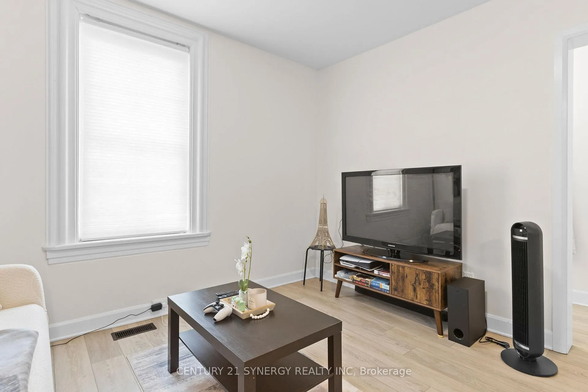 Photo 11 of 85-87 Victoria Street, Carleton Place — HOMEH