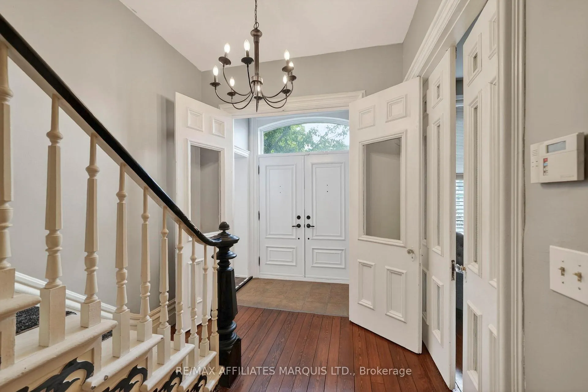 Photo 3 of 105 5th Street E, Cornwall — HOMEH