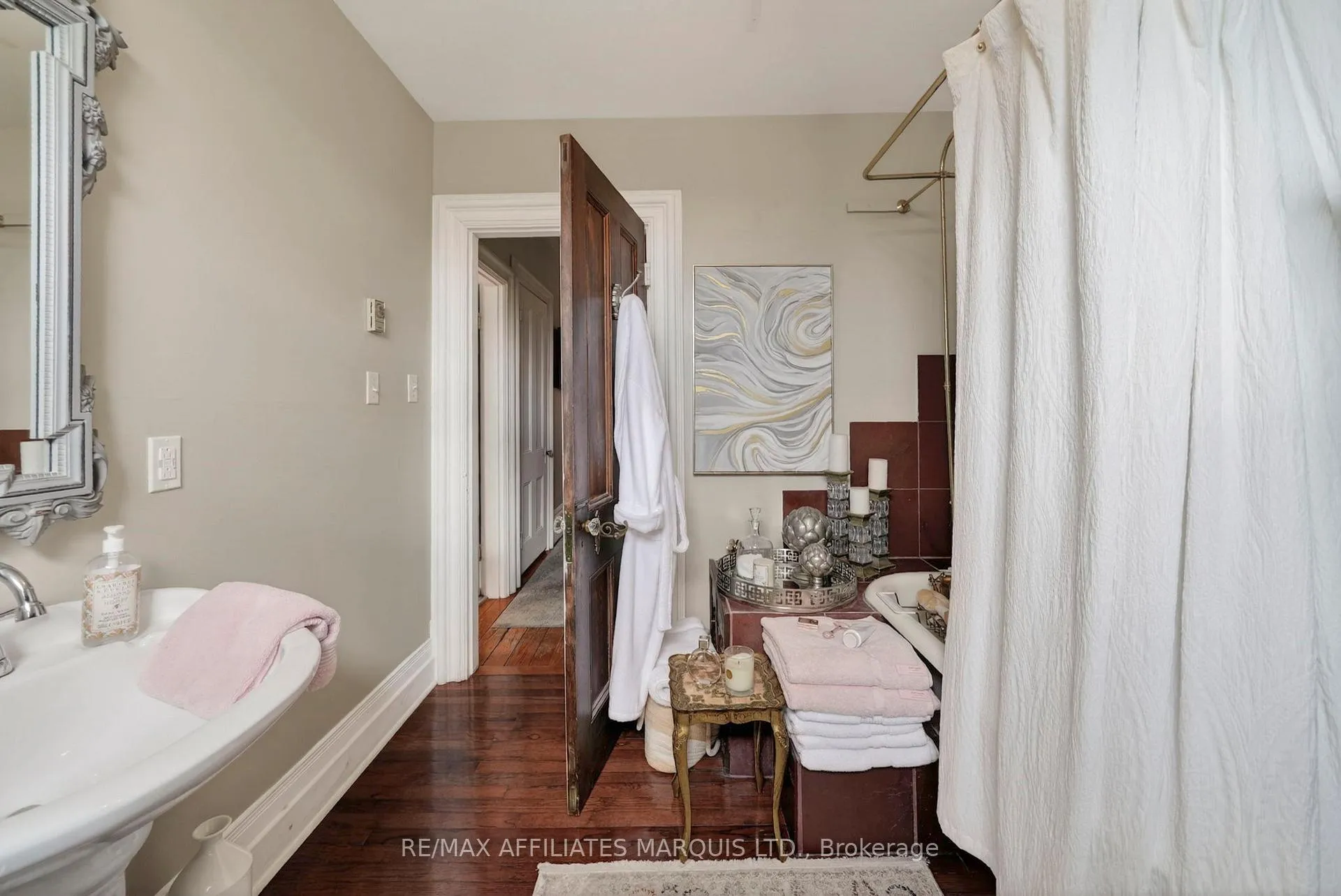 Photo 35 of 105 5th Street E, Cornwall — HOMEH