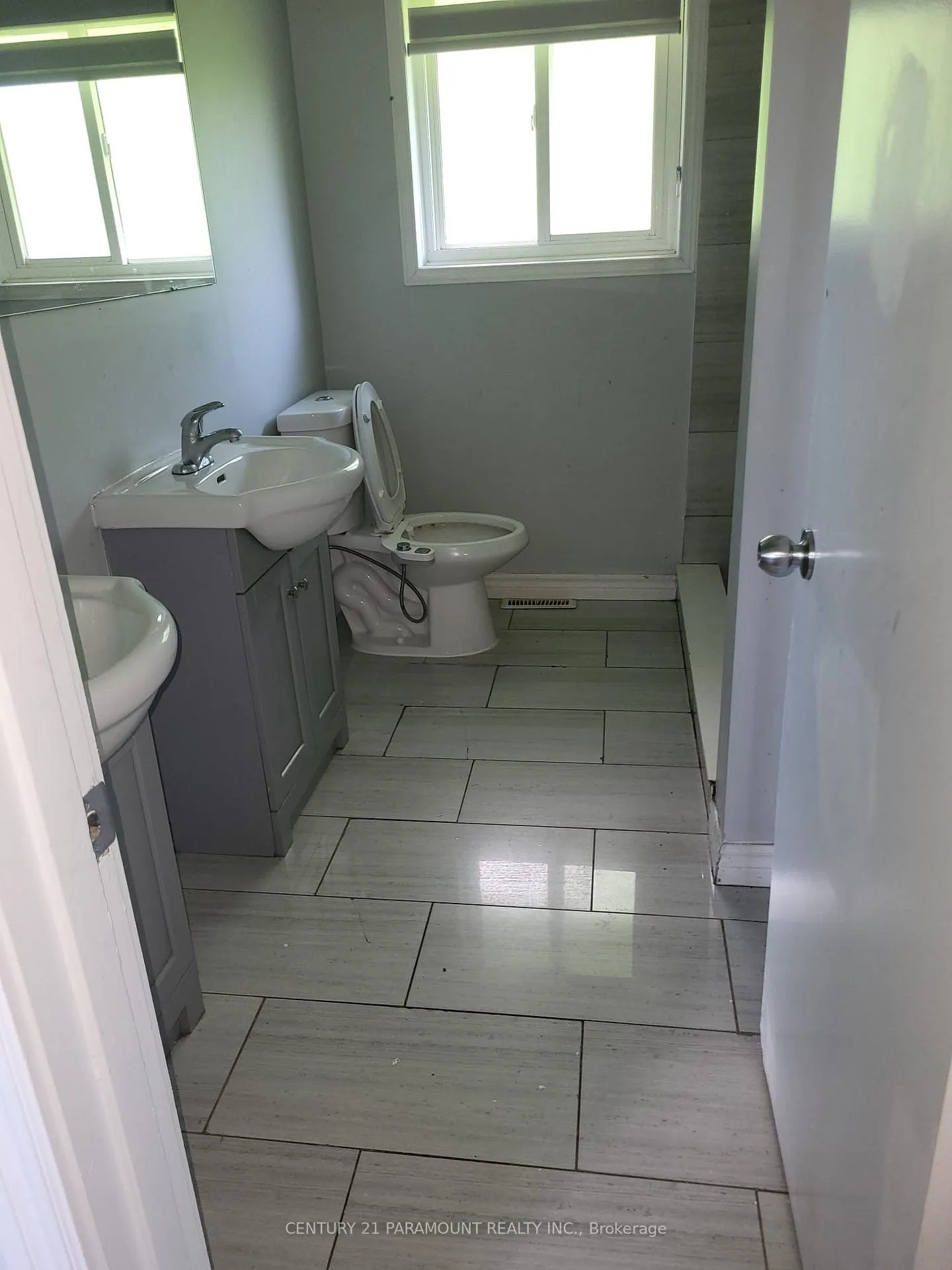 Photo 12 of 8748 Creditview Road, Brampton, Credit Valley — HOMEH