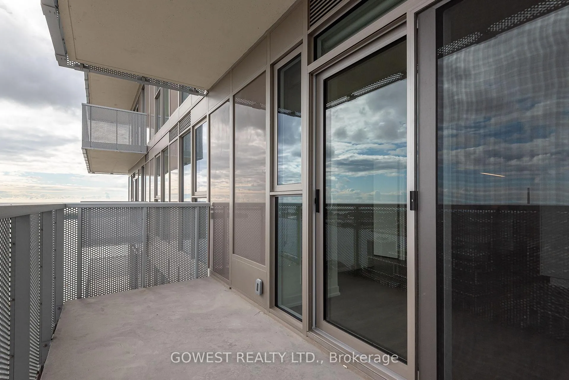 Photo 12 of Unit 2702, 20 Richardson Street, Toronto, Waterfront Communities — HOMEH