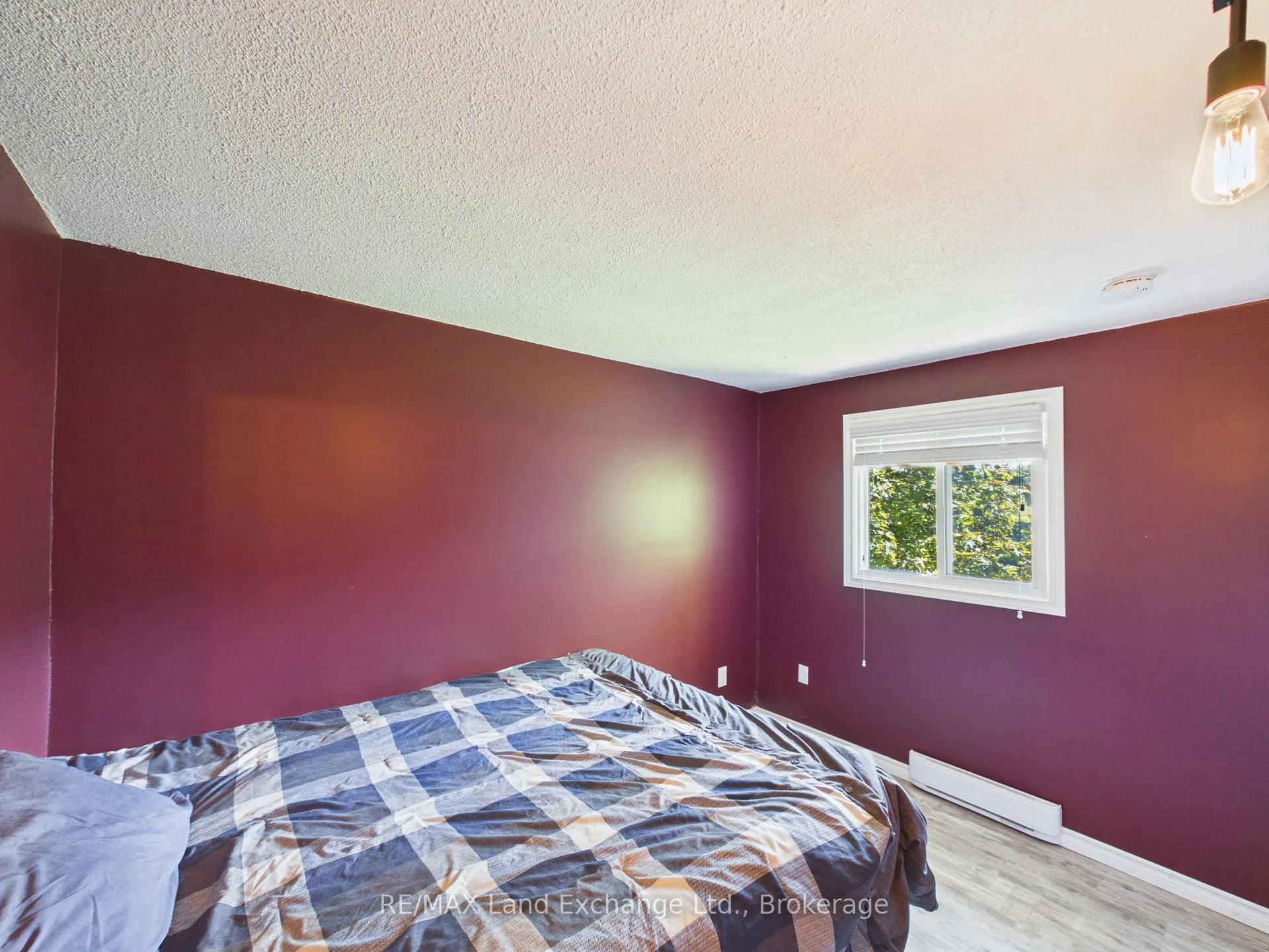Photo 11 of 658 Hunter Street, Kincardine — HOMEH