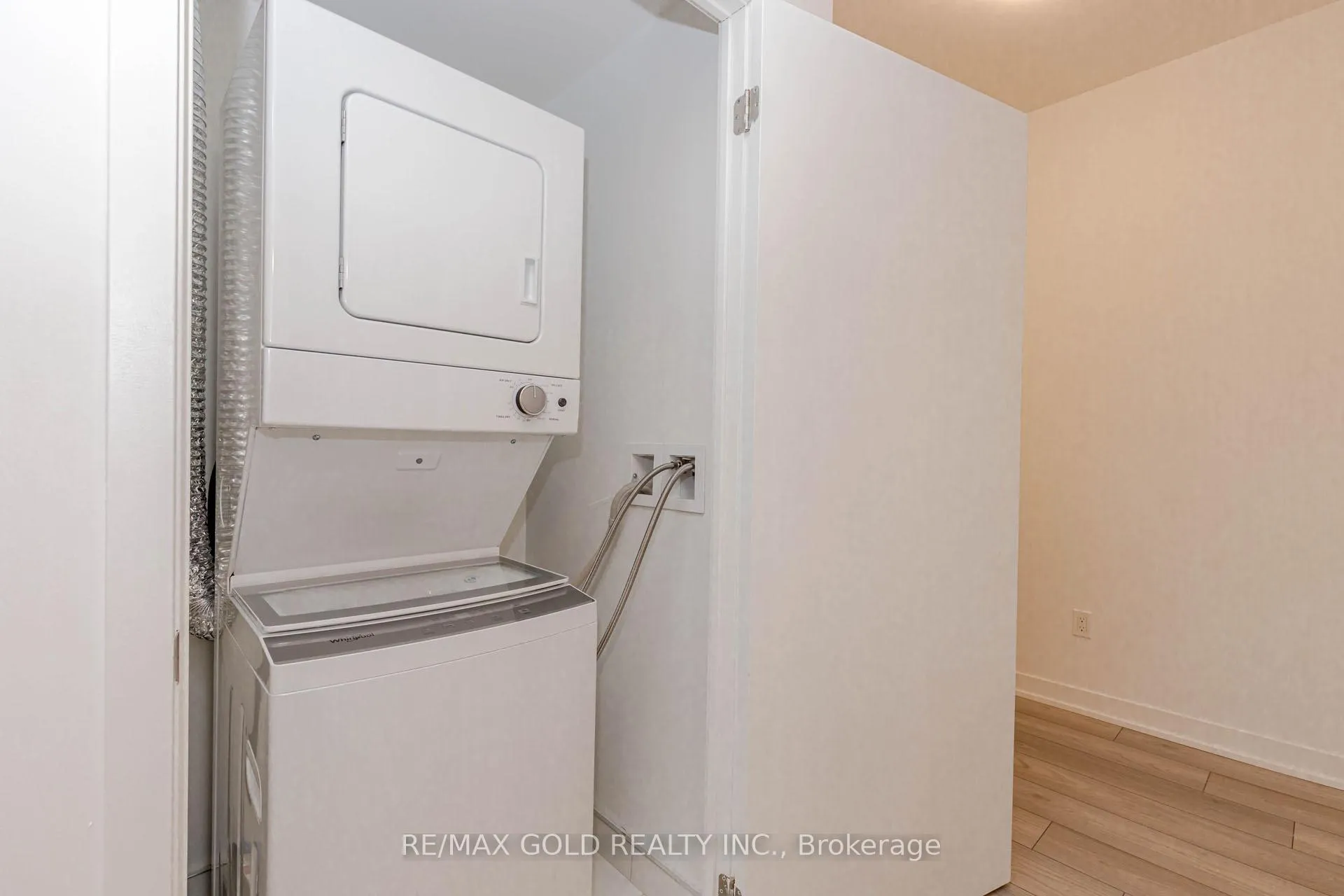 Photo 32 of Unit 2517, 10 Abeja Street, Vaughan, Concord — HOMEH
