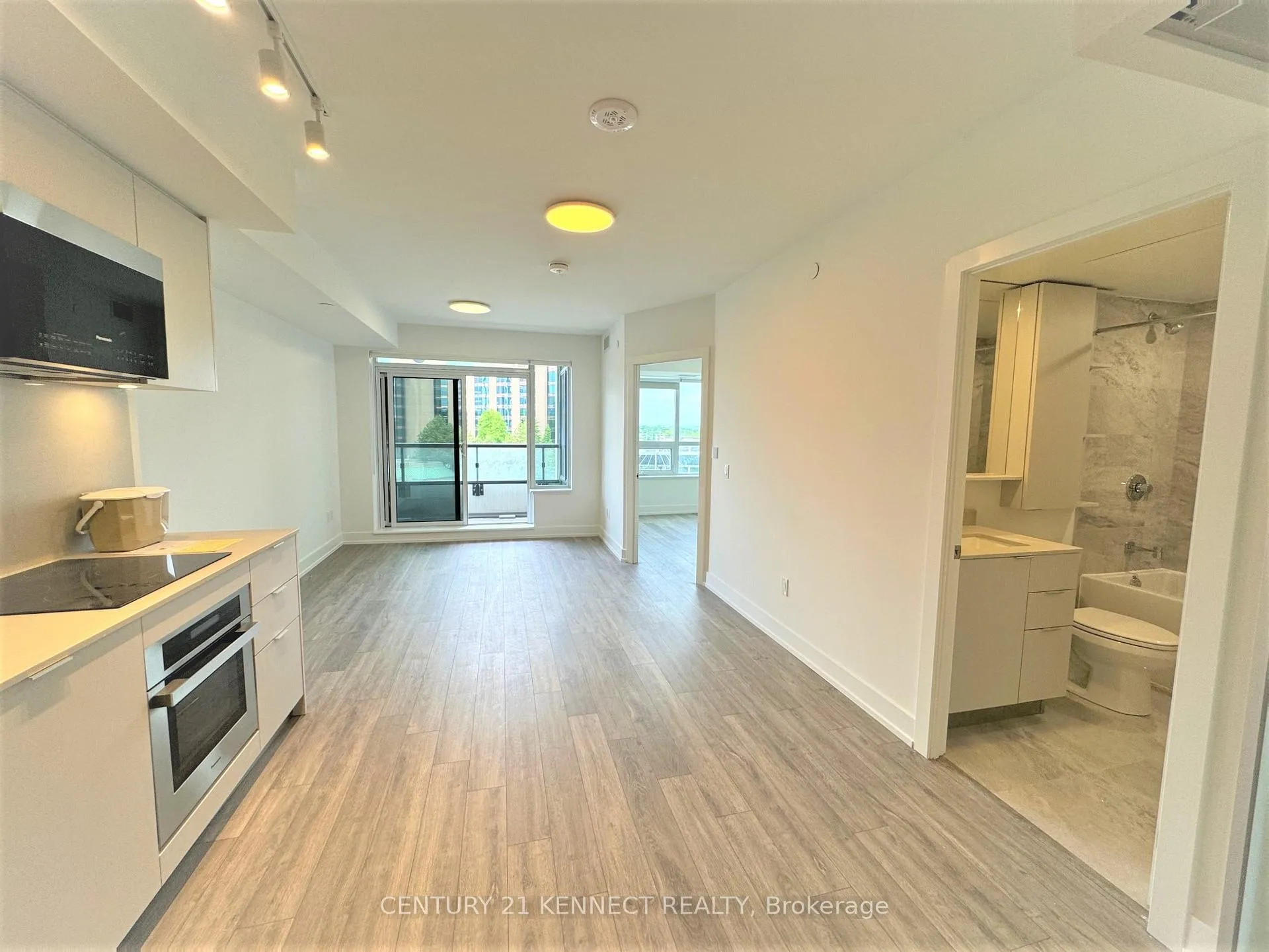 Photo 2 of Unit 912, 9 Clegg Road, Markham, Unionville — HOMEH