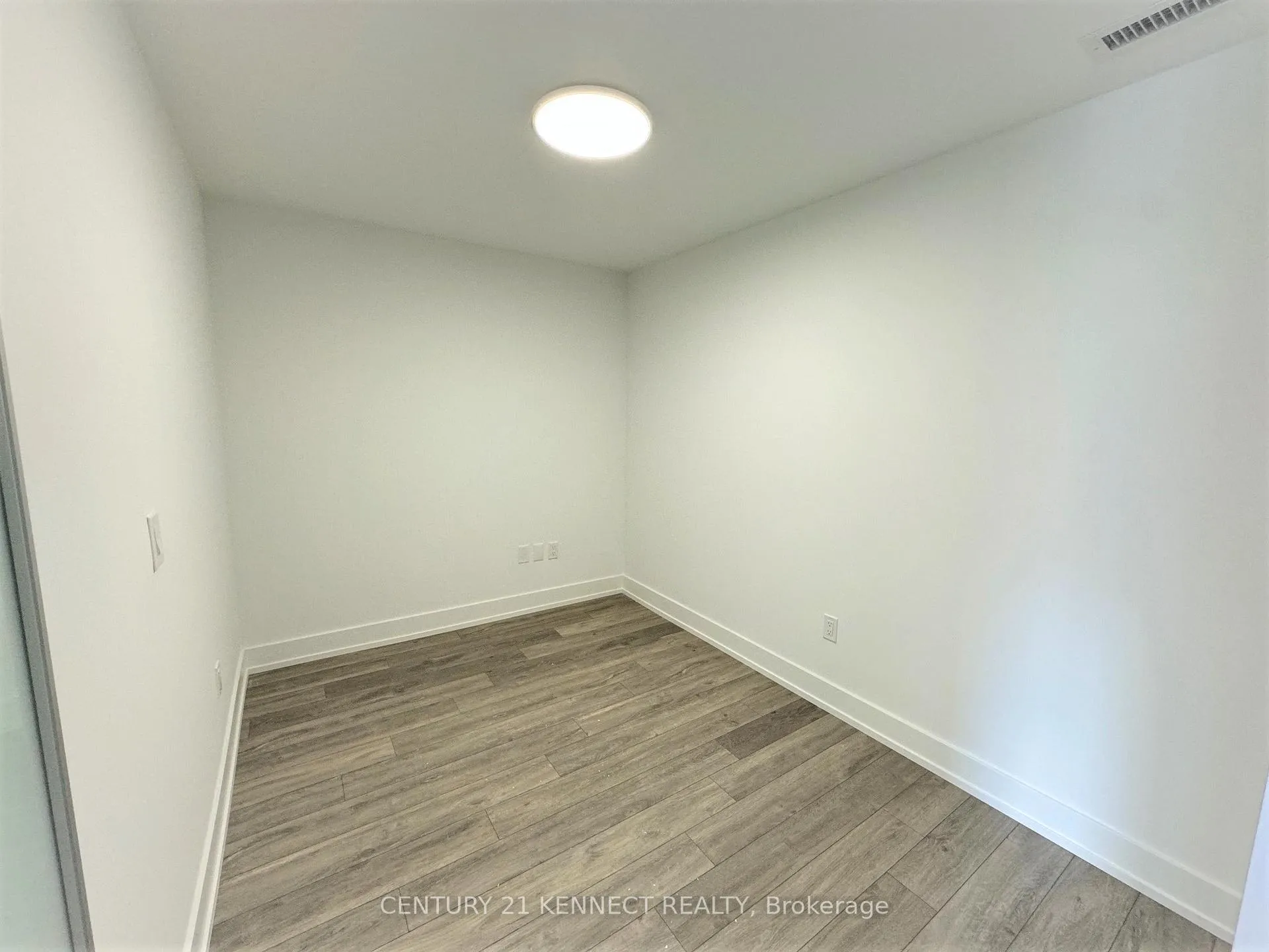 Photo 14 of Unit 912, 9 Clegg Road, Markham, Unionville — HOMEH