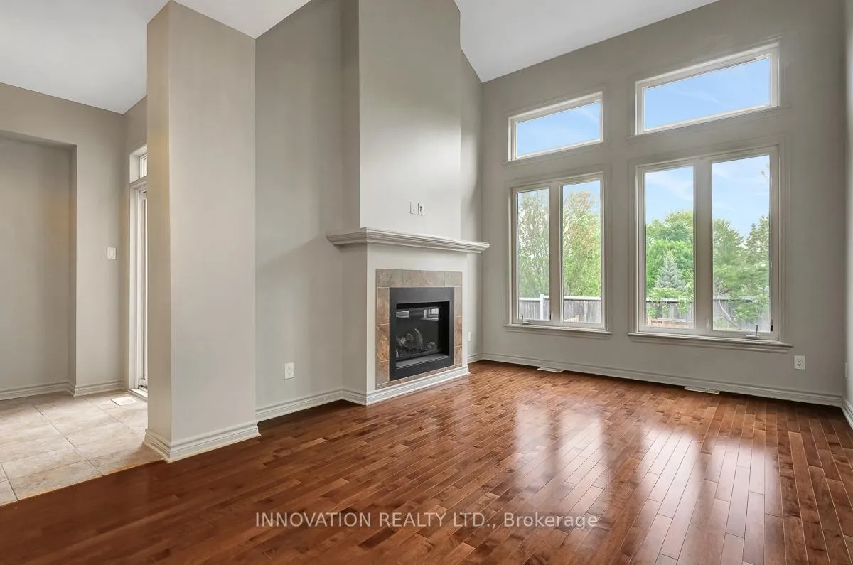 Photo 8 of 812 Fletcher Circle, Ottawa, Kanata - Kanata Lakes/Heritage Hills — HOMEH