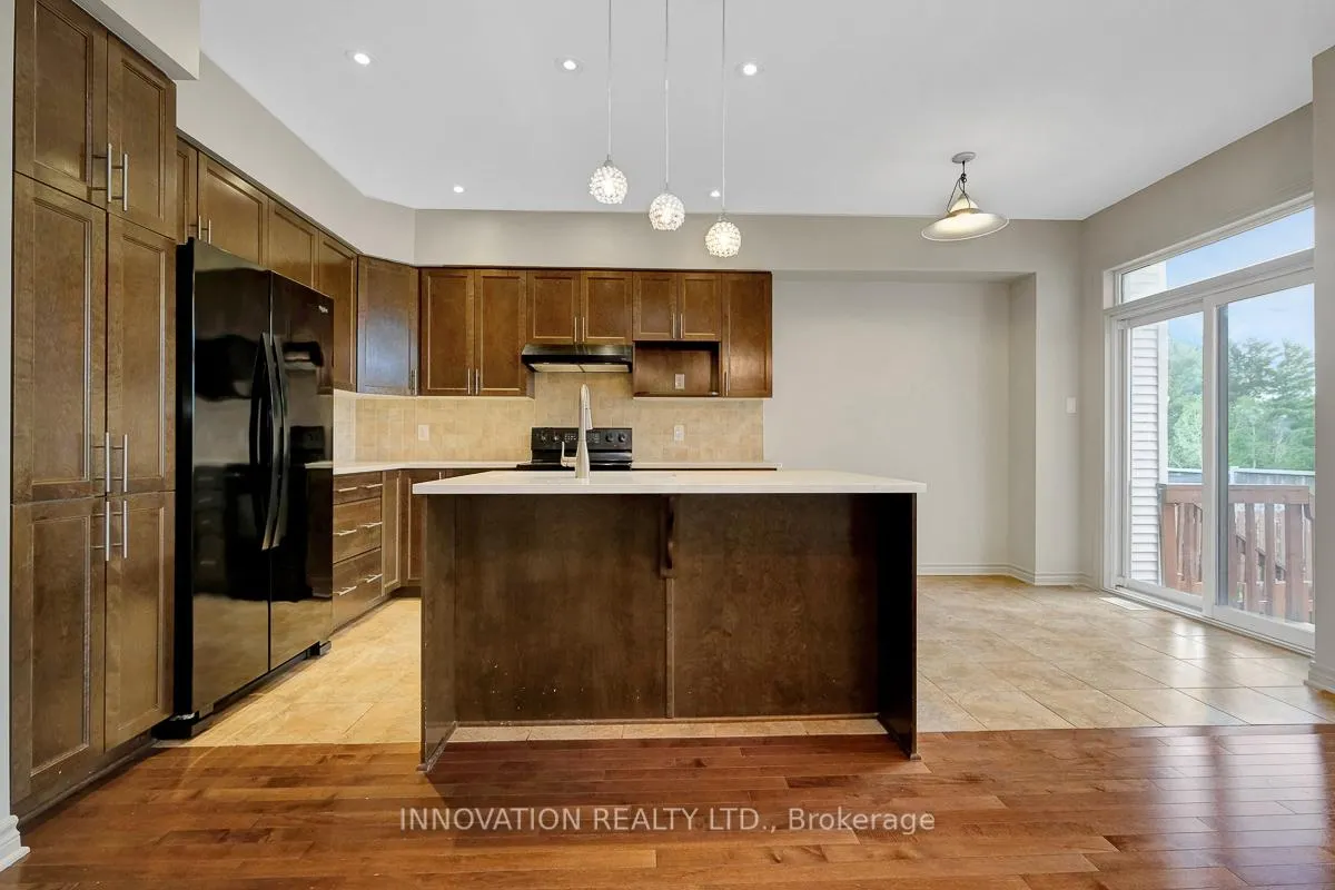 Photo 17 of 812 Fletcher Circle, Ottawa, Kanata - Kanata Lakes/Heritage Hills — HOMEH