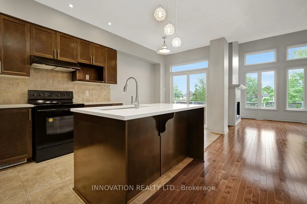 Photo 18 of 812 Fletcher Circle, Ottawa, Kanata - Kanata Lakes/Heritage Hills — HOMEH