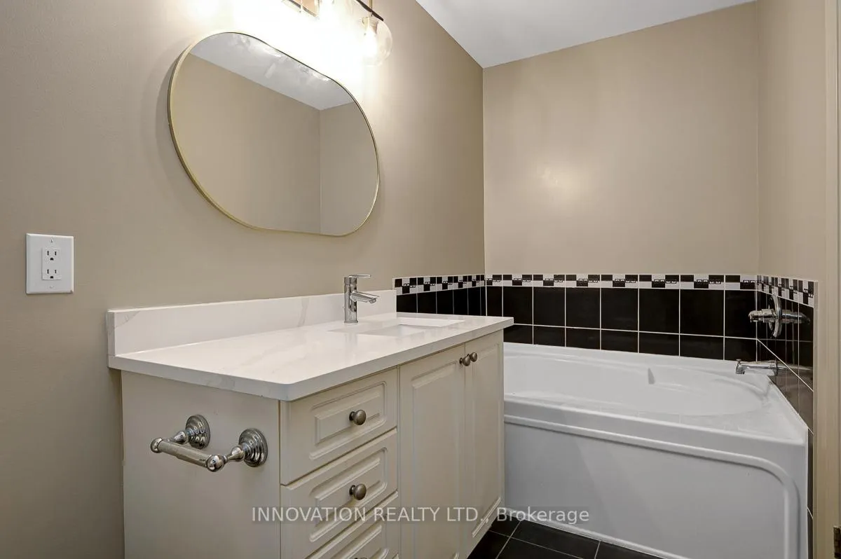 Photo 28 of 812 Fletcher Circle, Ottawa, Kanata - Kanata Lakes/Heritage Hills — HOMEH