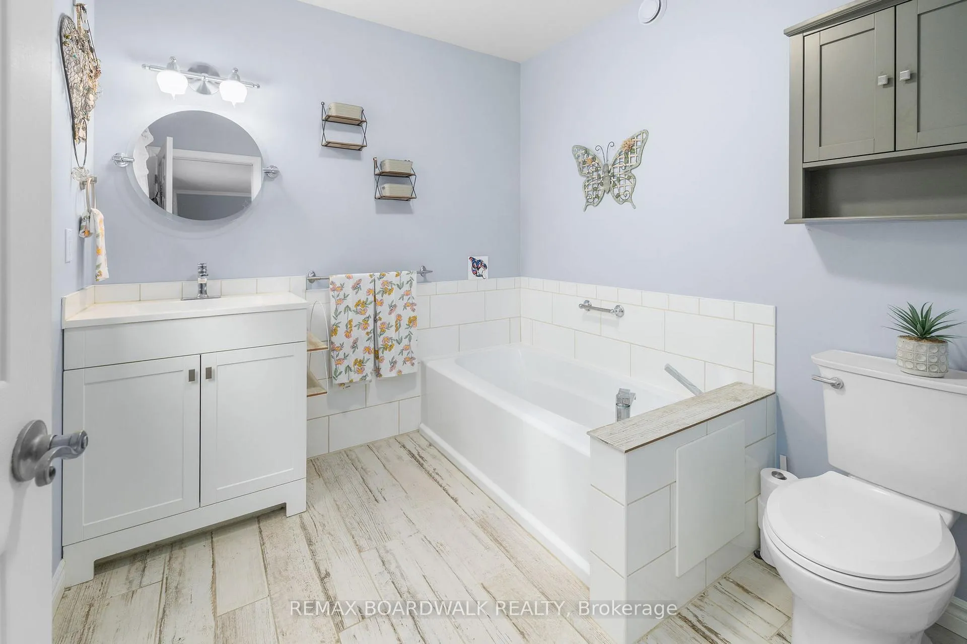 Photo 23 of 133 Hummingbird Lane, Beckwith, Beckwith Twp — HOMEH