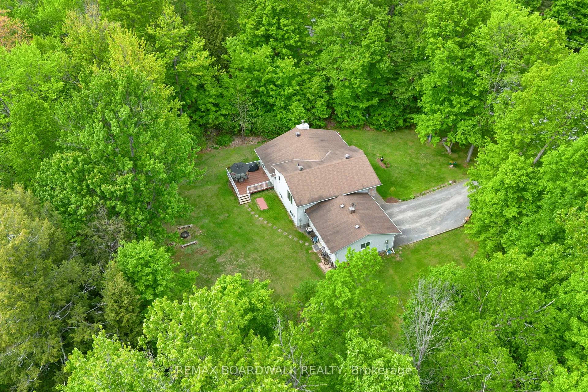Photo 35 of 133 Hummingbird Lane, Beckwith, Beckwith Twp — HOMEH