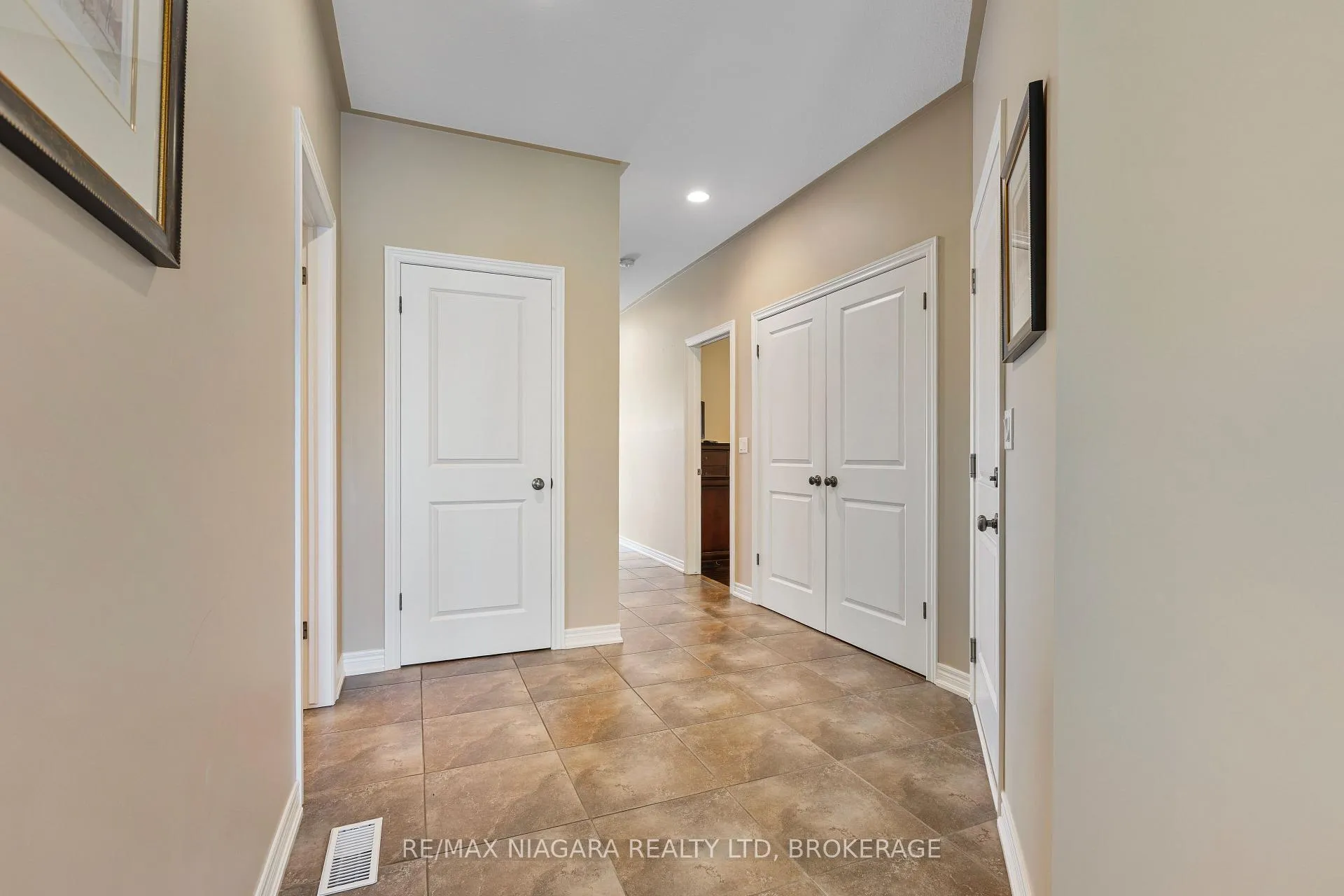 Photo 7 of 83 Gaiser Road, Welland, Coyle Creek — HOMEH