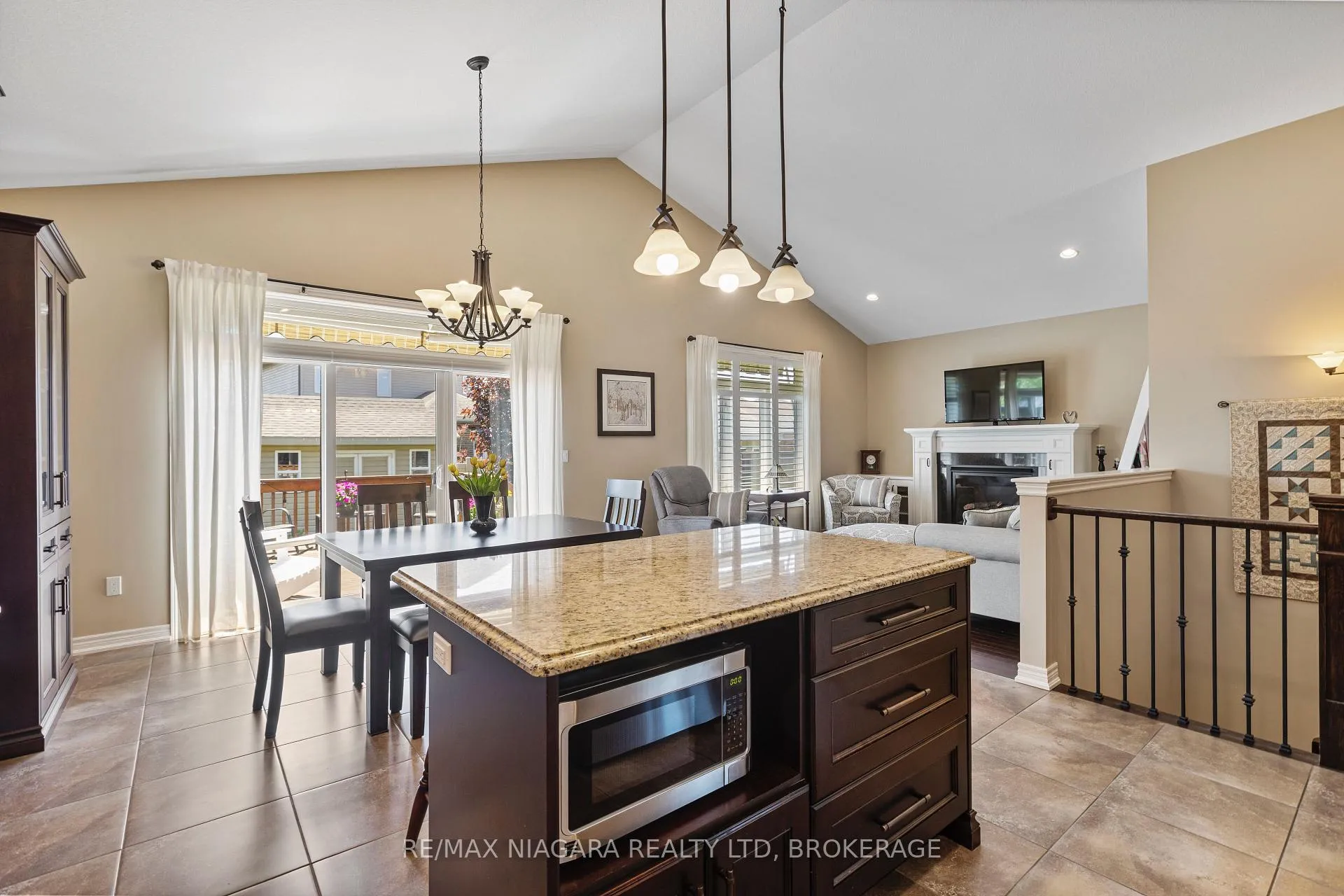 Photo 8 of 83 Gaiser Road, Welland, Coyle Creek — HOMEH