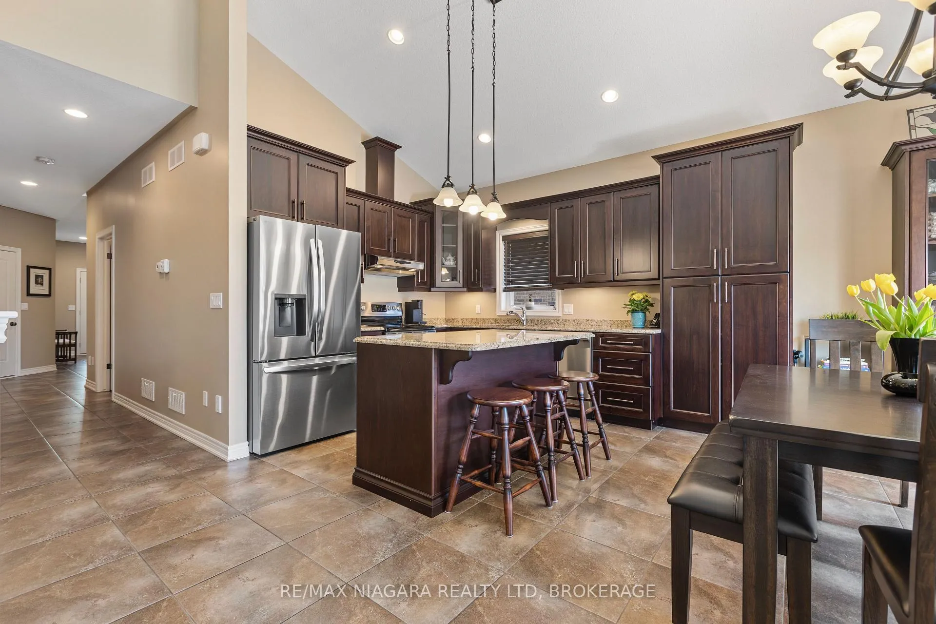 Photo 9 of 83 Gaiser Road, Welland, Coyle Creek — HOMEH