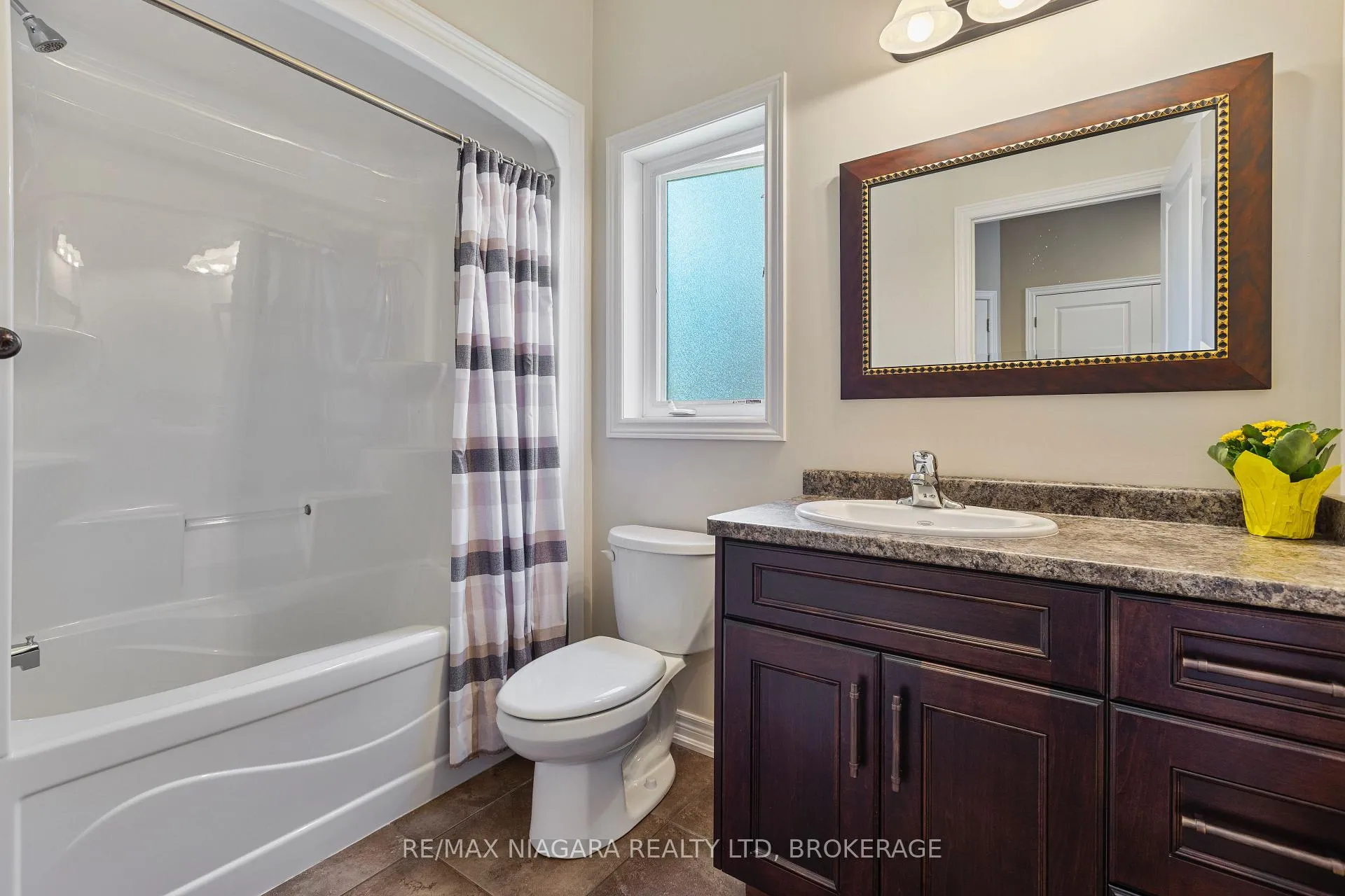 Photo 16 of 83 Gaiser Road, Welland, Coyle Creek — HOMEH