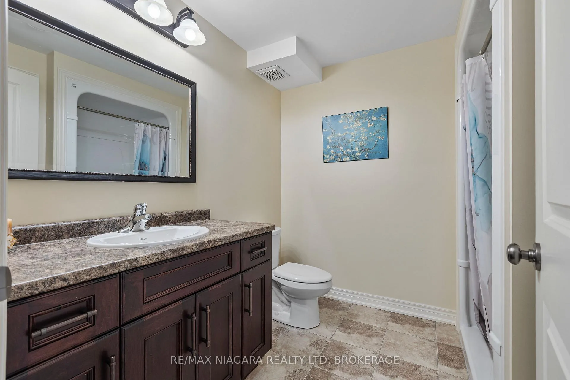 Photo 24 of 83 Gaiser Road, Welland, Coyle Creek — HOMEH