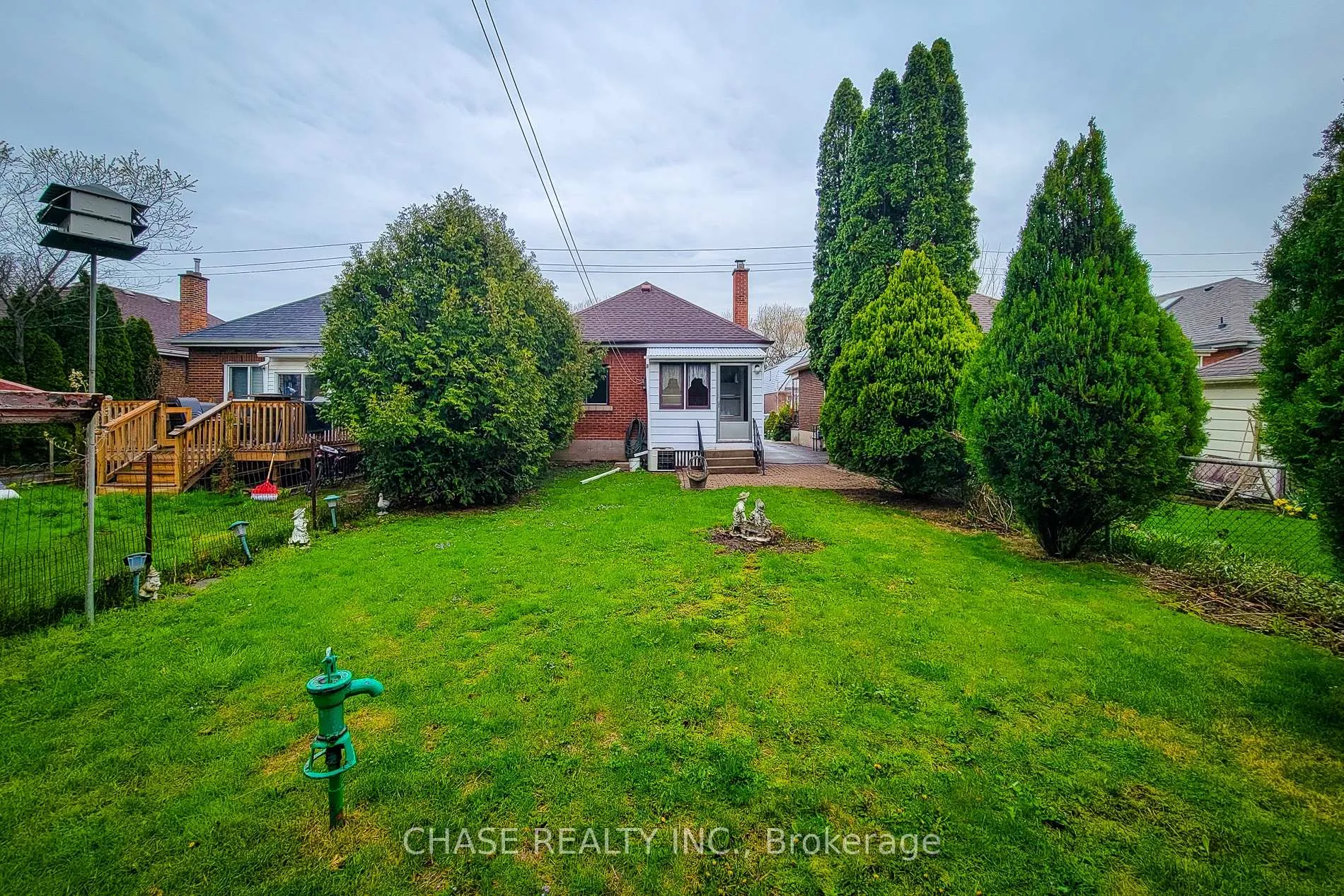 Photo 5 of 187 Paradise Road N, Hamilton, Westdale — HOMEH