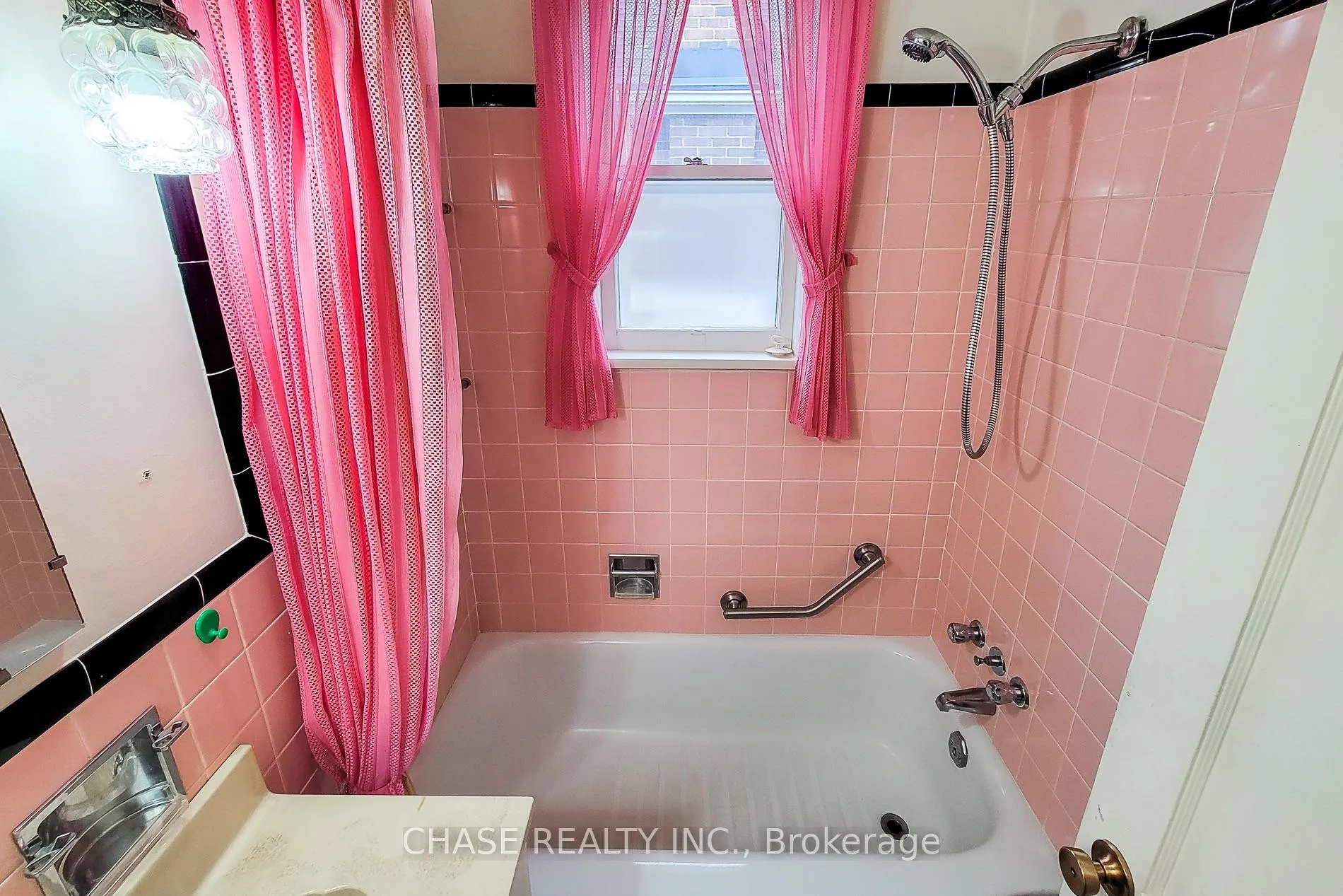 Photo 26 of 187 Paradise Road N, Hamilton, Westdale — HOMEH