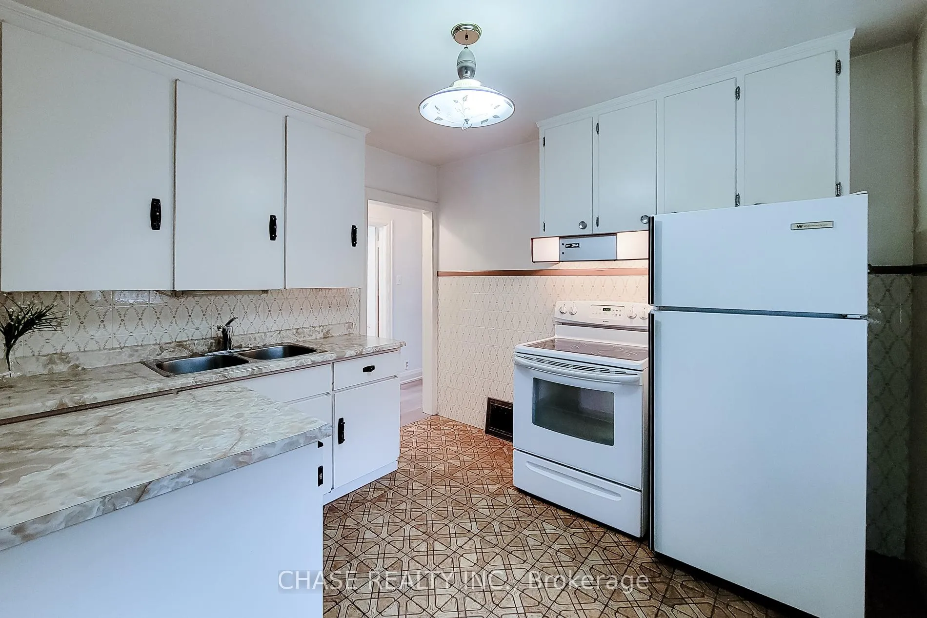 Photo 30 of 187 Paradise Road N, Hamilton, Westdale — HOMEH