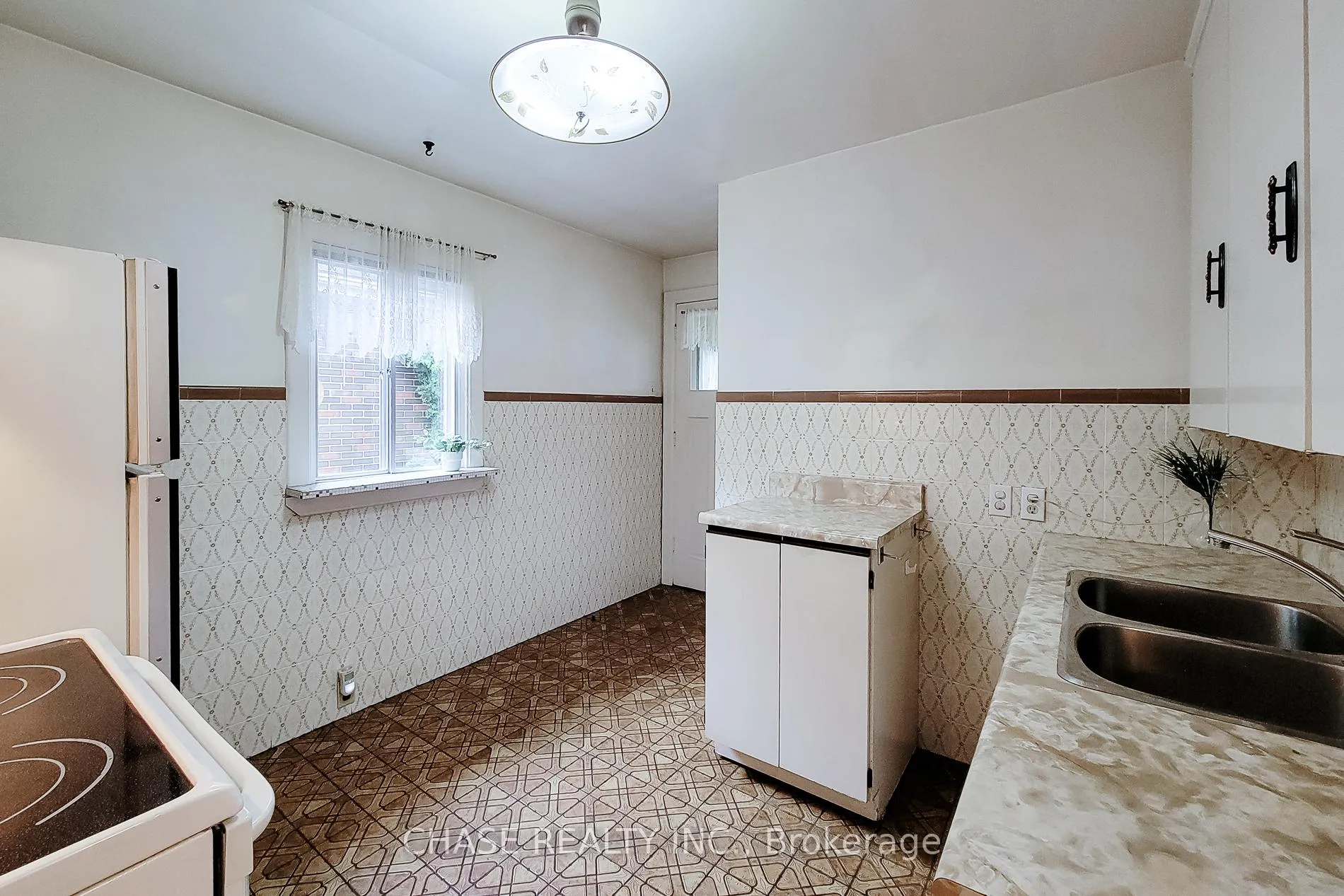 Photo 34 of 187 Paradise Road N, Hamilton, Westdale — HOMEH