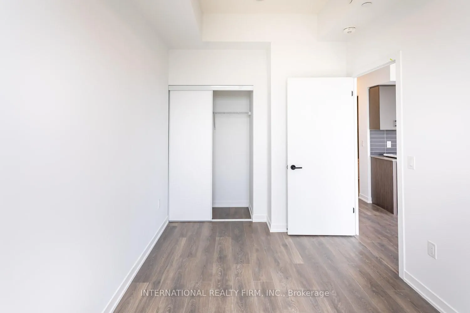 Photo 26 of Unit D1609, 4878 Power Common, Burlington, Alton — HOMEH