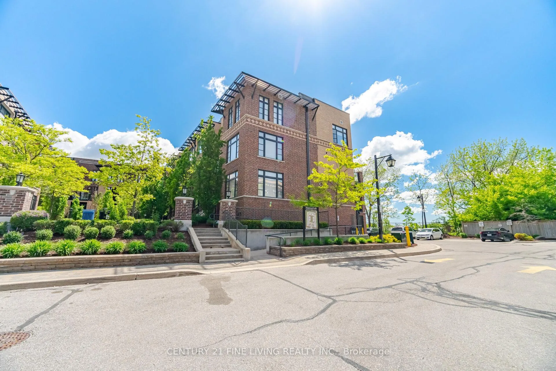 Photo 19 of Unit 49, 8167 Kipling Avenue, Vaughan, West Woodbridge — HOMEH