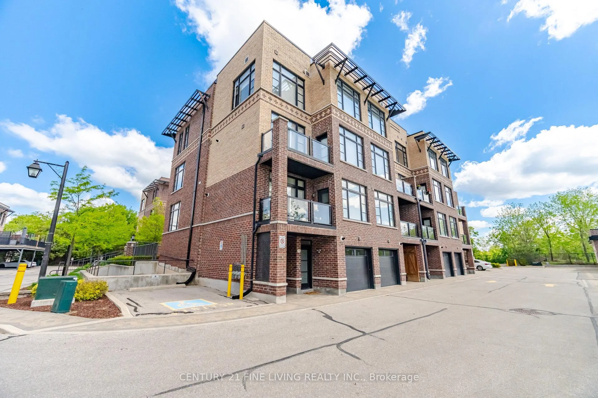 Photo 22 of Unit 49, 8167 Kipling Avenue, Vaughan, West Woodbridge — HOMEH