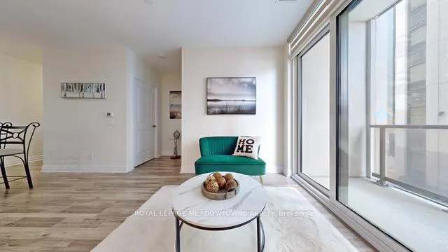 Photo 5 of Unit 208, 9085 Jane Street, Vaughan, Concord — HOMEH