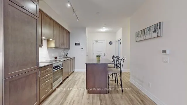 Photo 10 of Unit 208, 9085 Jane Street, Vaughan, Concord — HOMEH