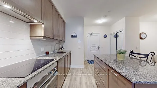 Photo 12 of Unit 208, 9085 Jane Street, Vaughan, Concord — HOMEH