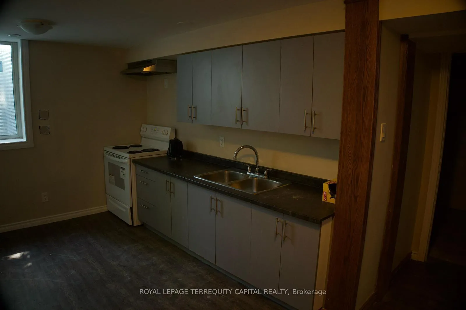 Photo 3 of Unit Lower, 73 Hickory Heights Crescent, Kitchener, Forest Hill — HOMEH