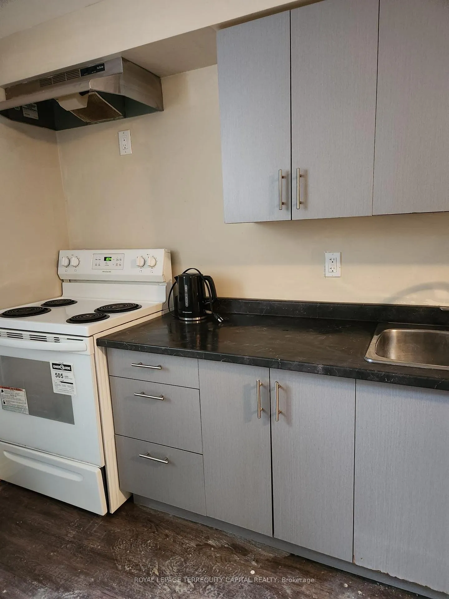 Photo 5 of Unit Lower, 73 Hickory Heights Crescent, Kitchener, Forest Hill — HOMEH