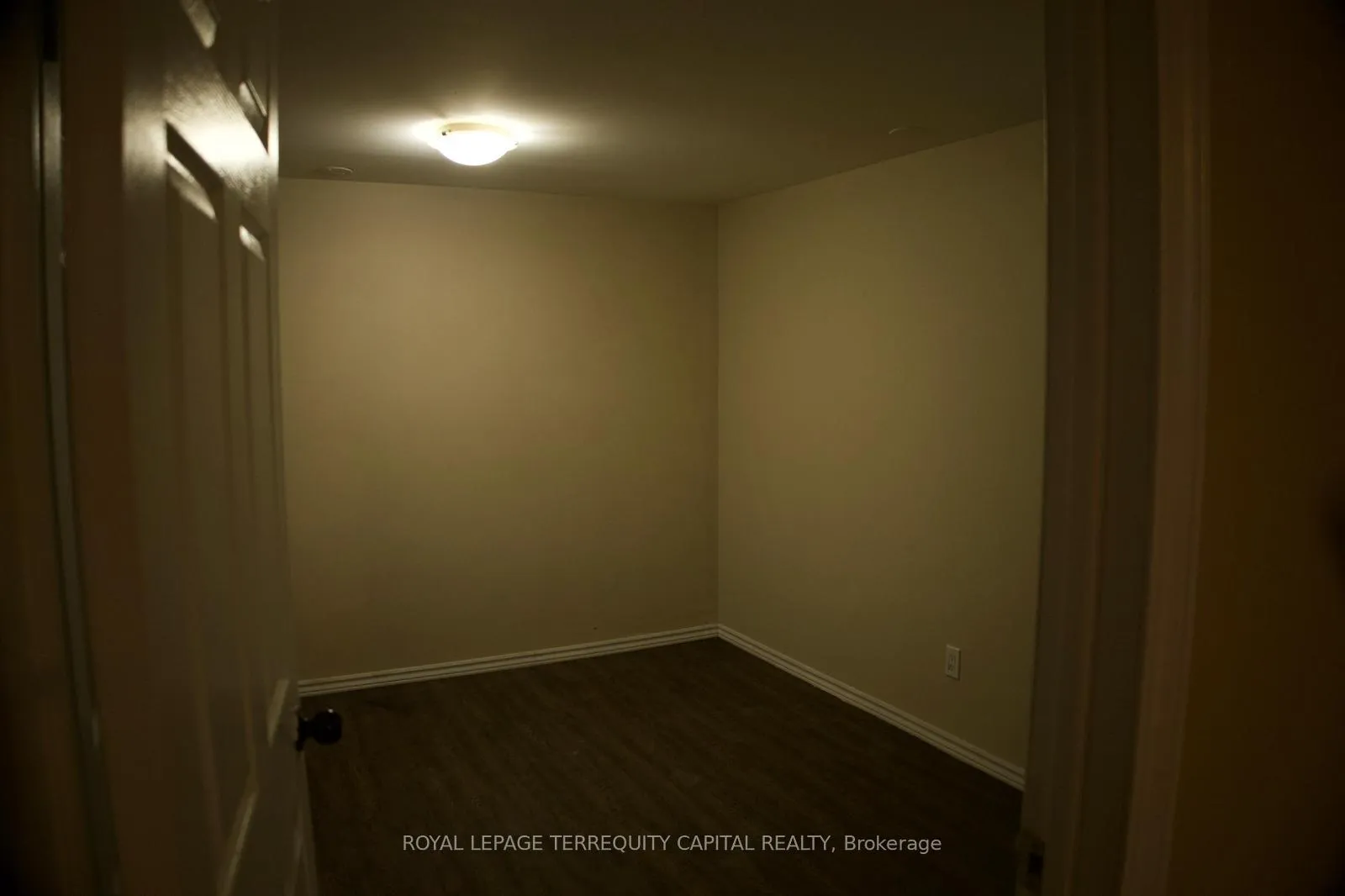 Photo 10 of Unit Lower, 73 Hickory Heights Crescent, Kitchener, Forest Hill — HOMEH