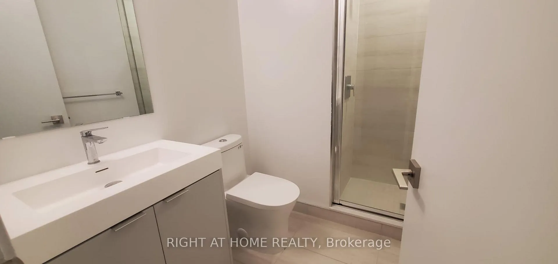 Photo 10 of Unit 1124, 498 Caldari Road, Vaughan, Concord — HOMEH