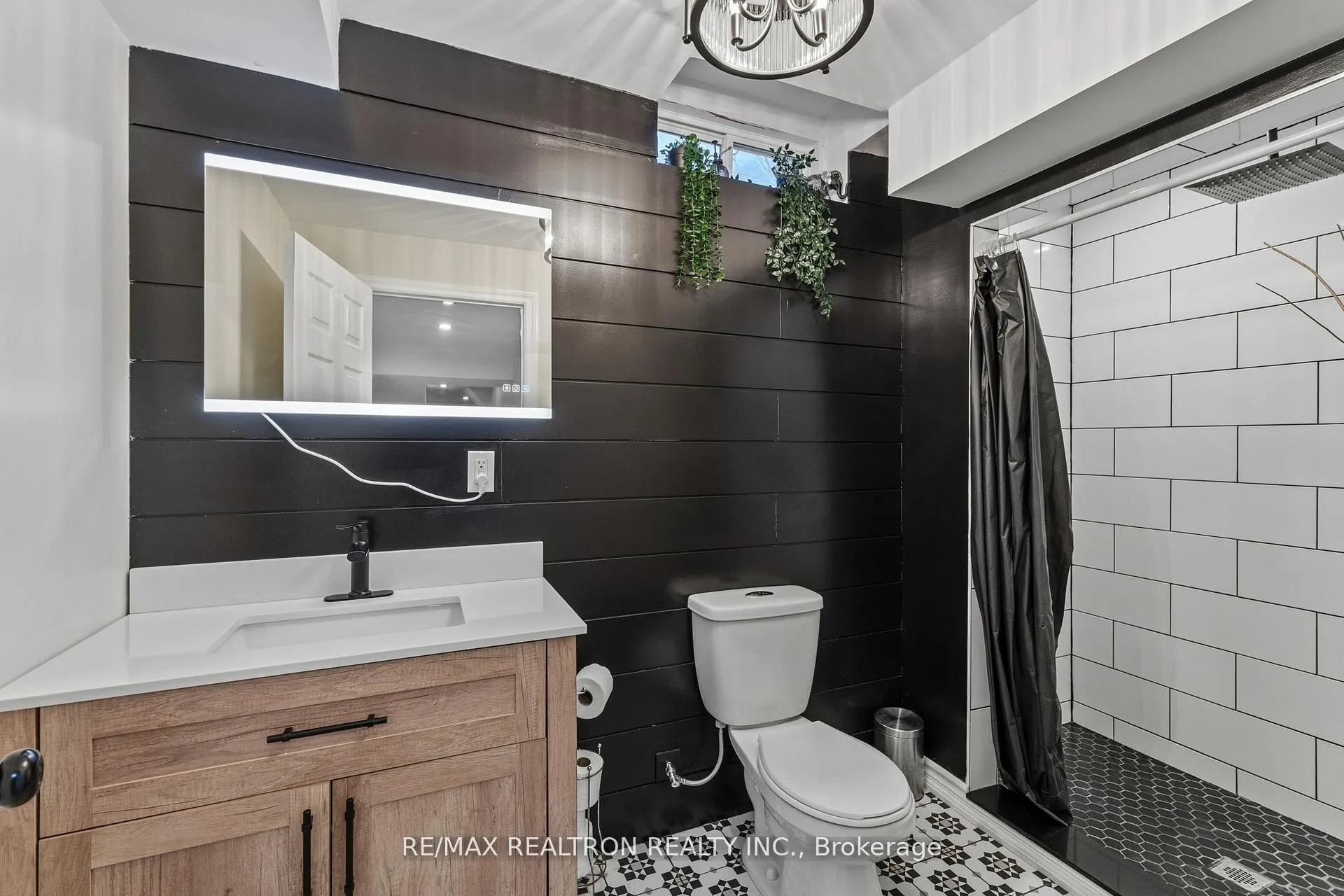 Photo 19 of 41 Christy Drive, Wasaga Beach — HOMEH