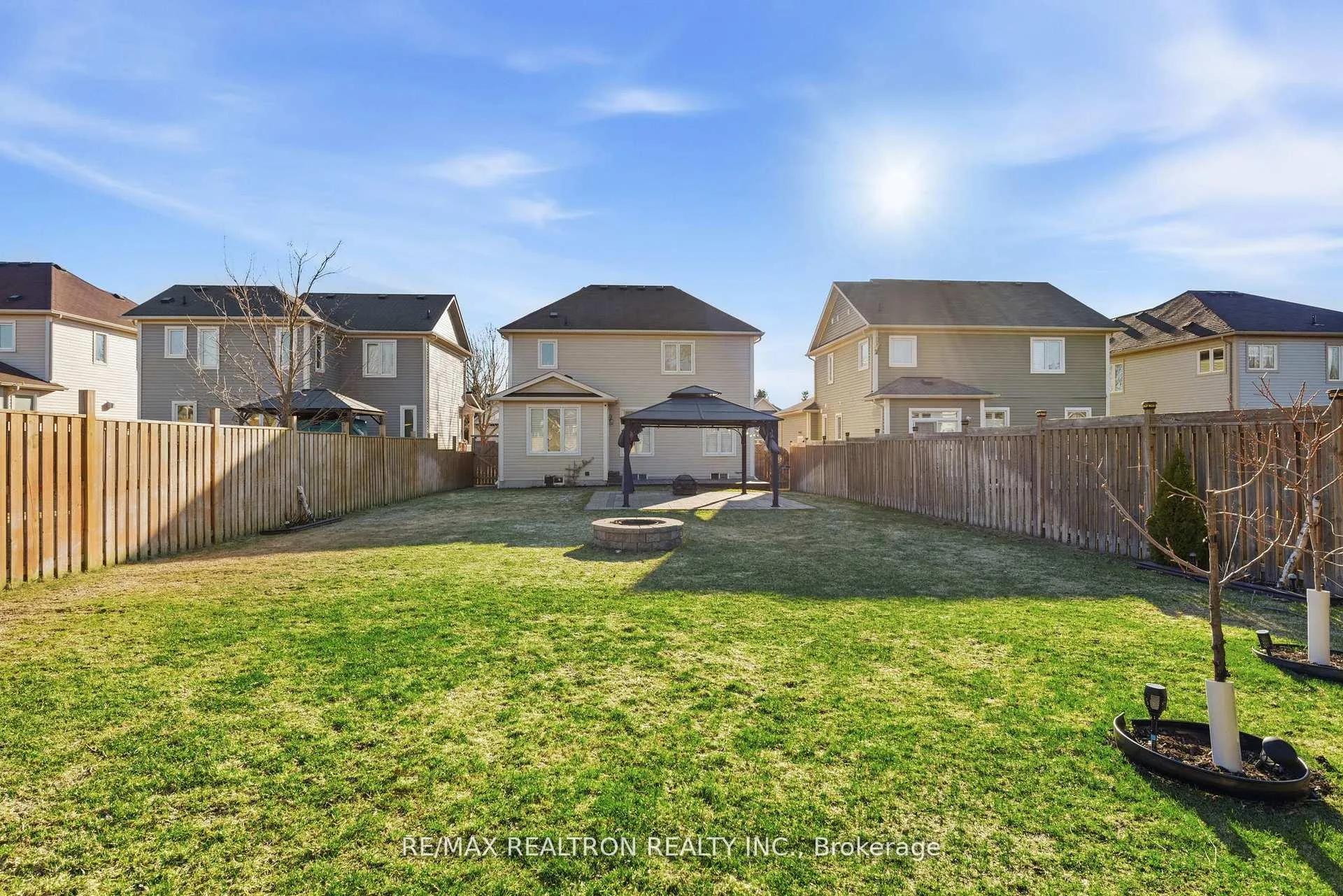 Photo 22 of 41 Christy Drive, Wasaga Beach — HOMEH