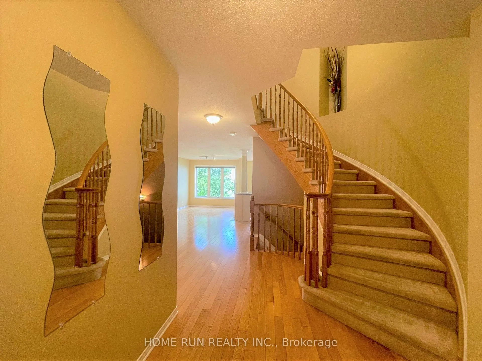 Photo 3 of 251 Meadowbreeze Drive, Ottawa, Kanata - Emerald Meadows/Trailwest — HOMEH
