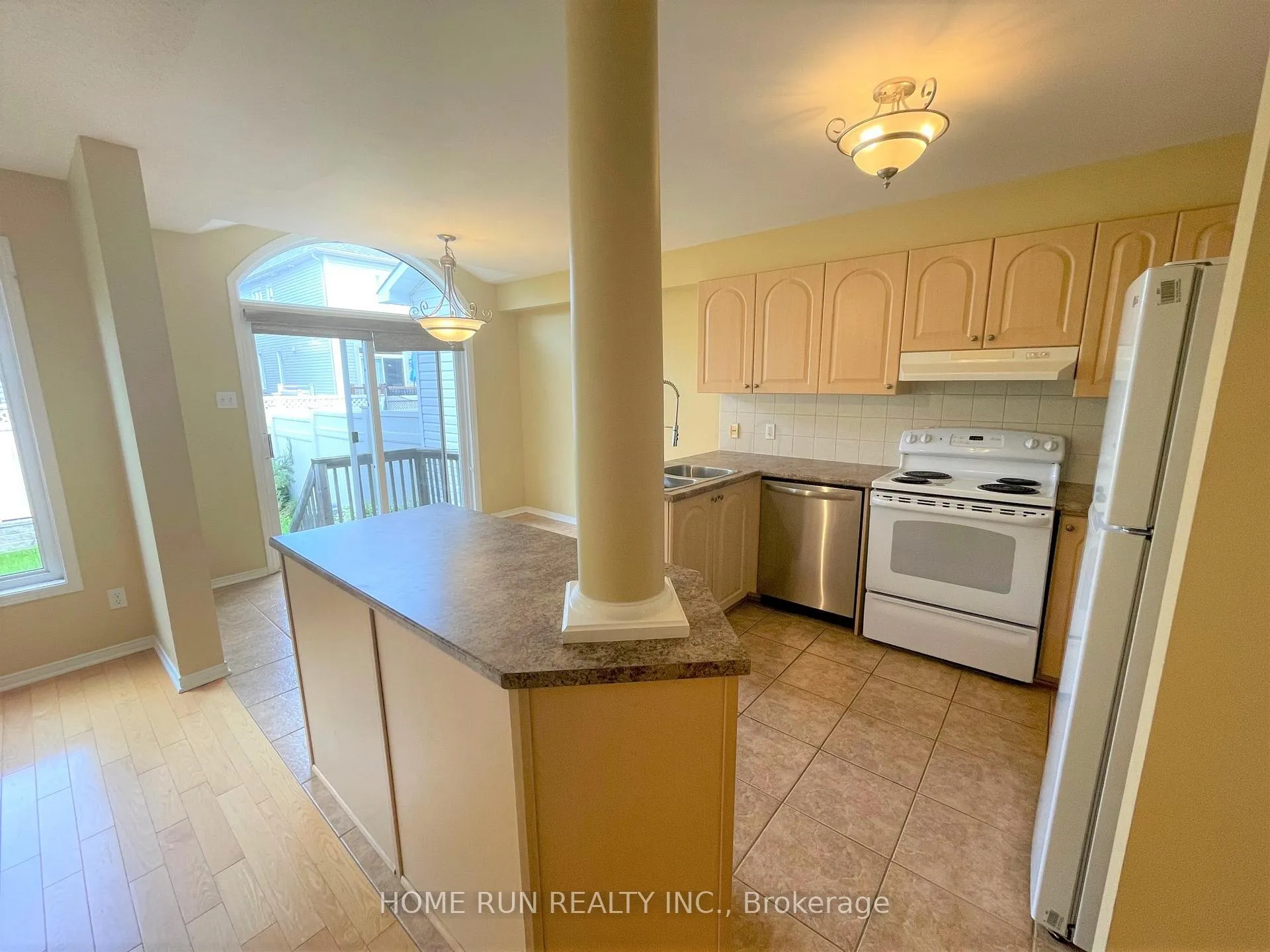 Photo 14 of 251 Meadowbreeze Drive, Ottawa, Kanata - Emerald Meadows/Trailwest — HOMEH