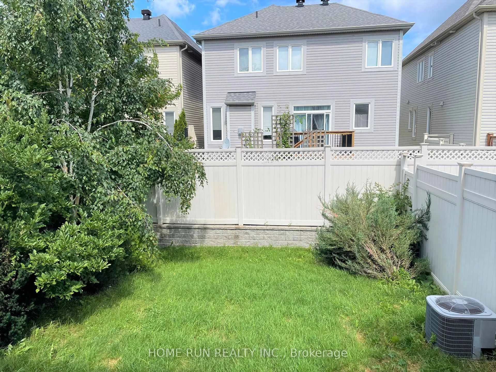 Photo 32 of 251 Meadowbreeze Drive, Ottawa, Kanata - Emerald Meadows/Trailwest — HOMEH