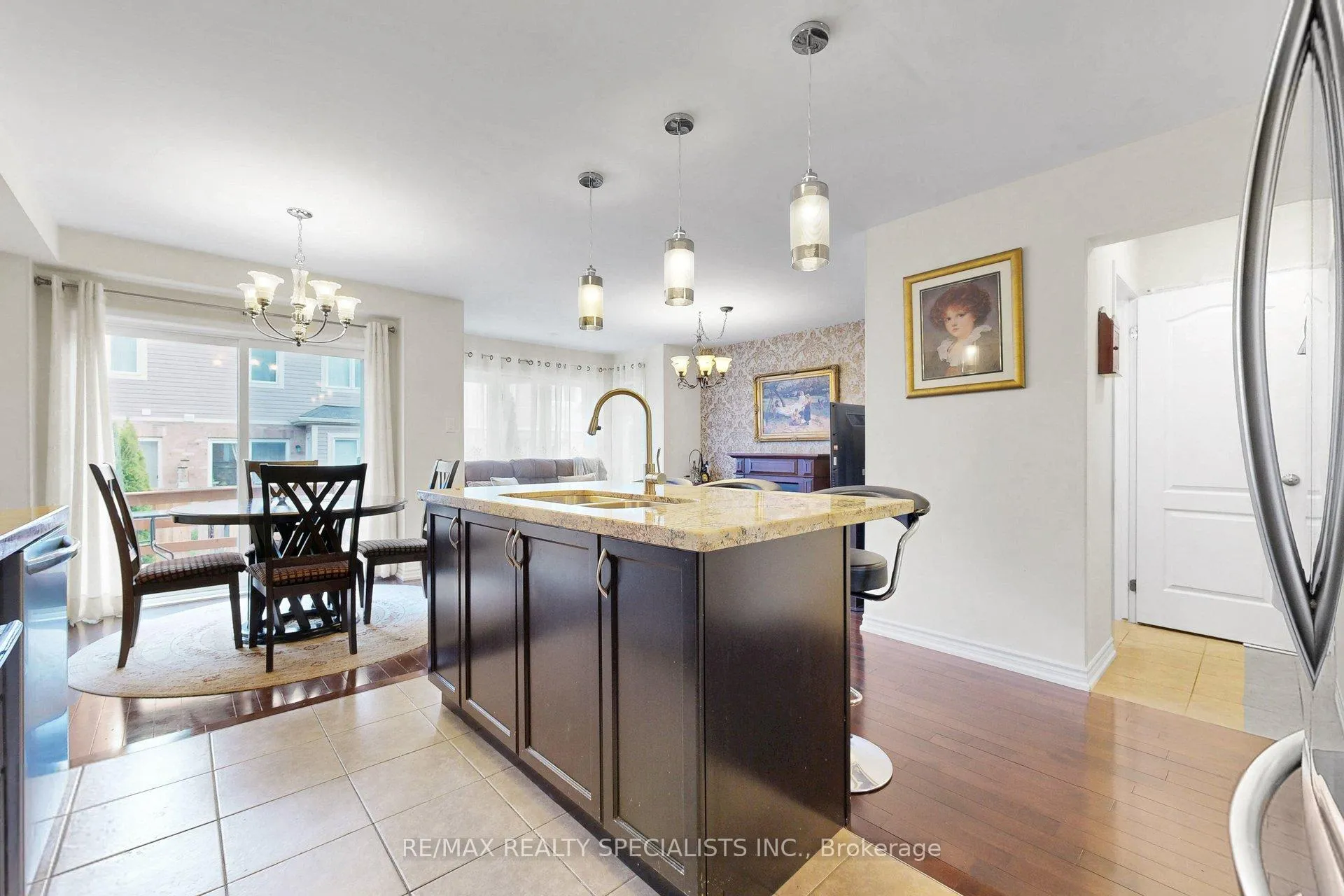 Photo 12 of 17 Leblanc Crescent, Brampton, Northwest Brampton — HOMEH